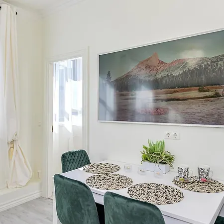 Tallinn City Center 2-Bedroom Apartment With Two Kitchen And Two Bathroom