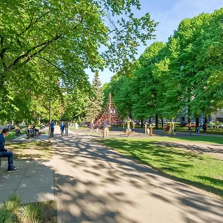 Korter Tallinn City Center 2-Bedroom Apartment With Two Kitchen And Two Bathroom Tallinn